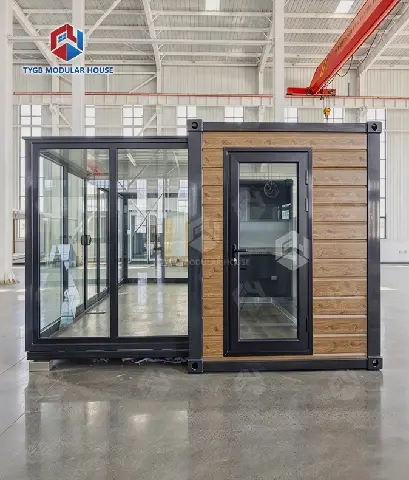 Collapsible Container Cabin