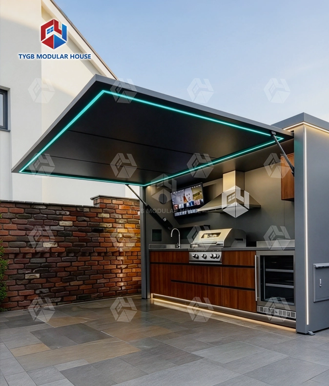 Luxury Modern Outdoor Kitchen Suite