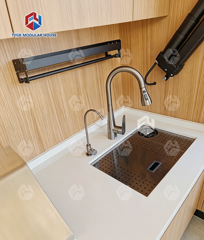 Outdoor Kitchen with Sink and Grill